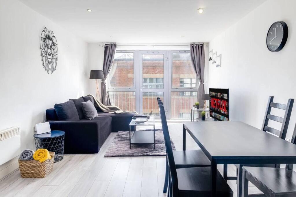 Apartment Wanderlust Netflix Free Wi-fi Birmingham
